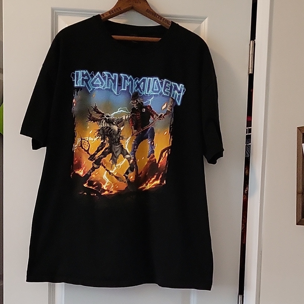 Gildan Black Iron Maiden Graphic Tee